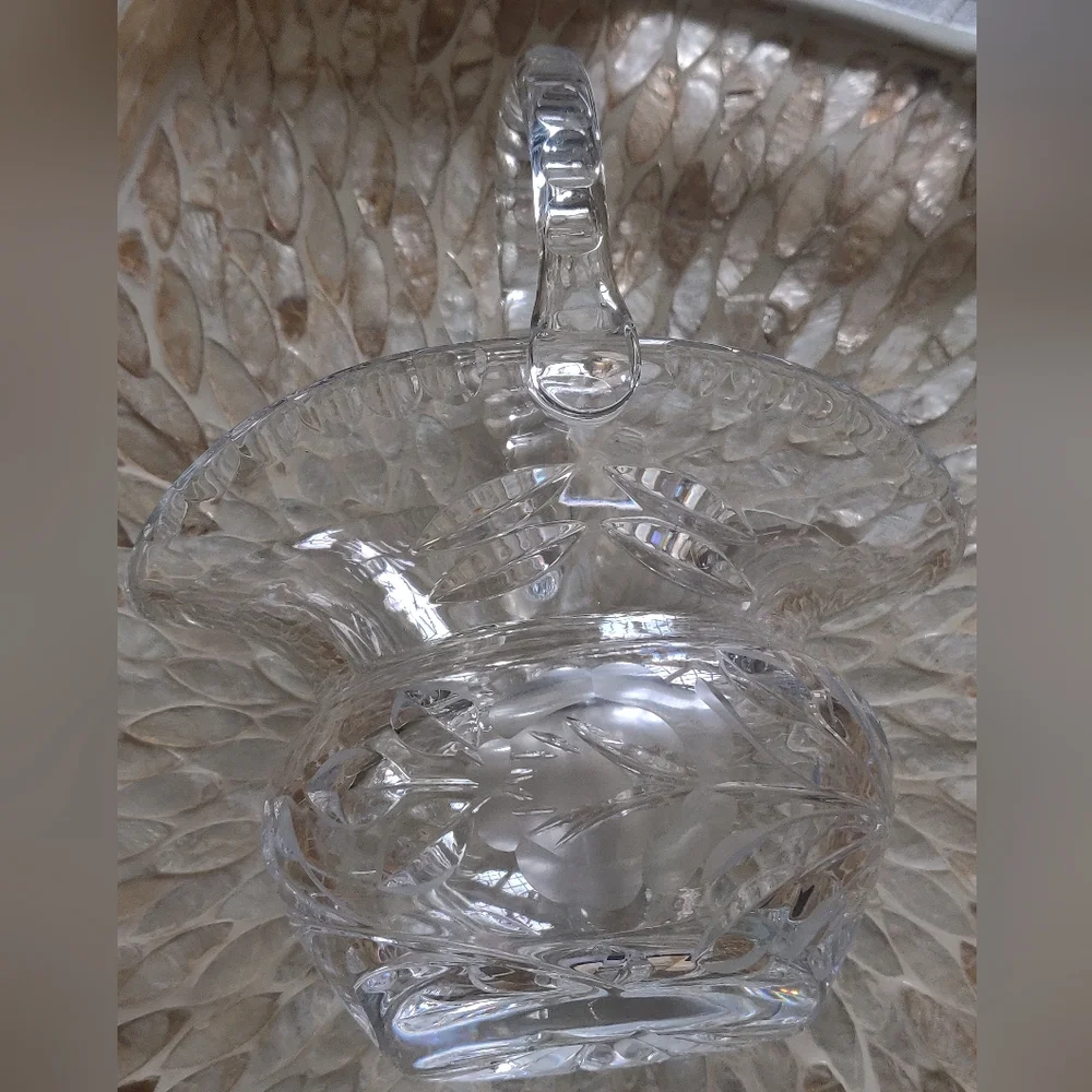 Vintage crystal basket with bonus Easter towels.